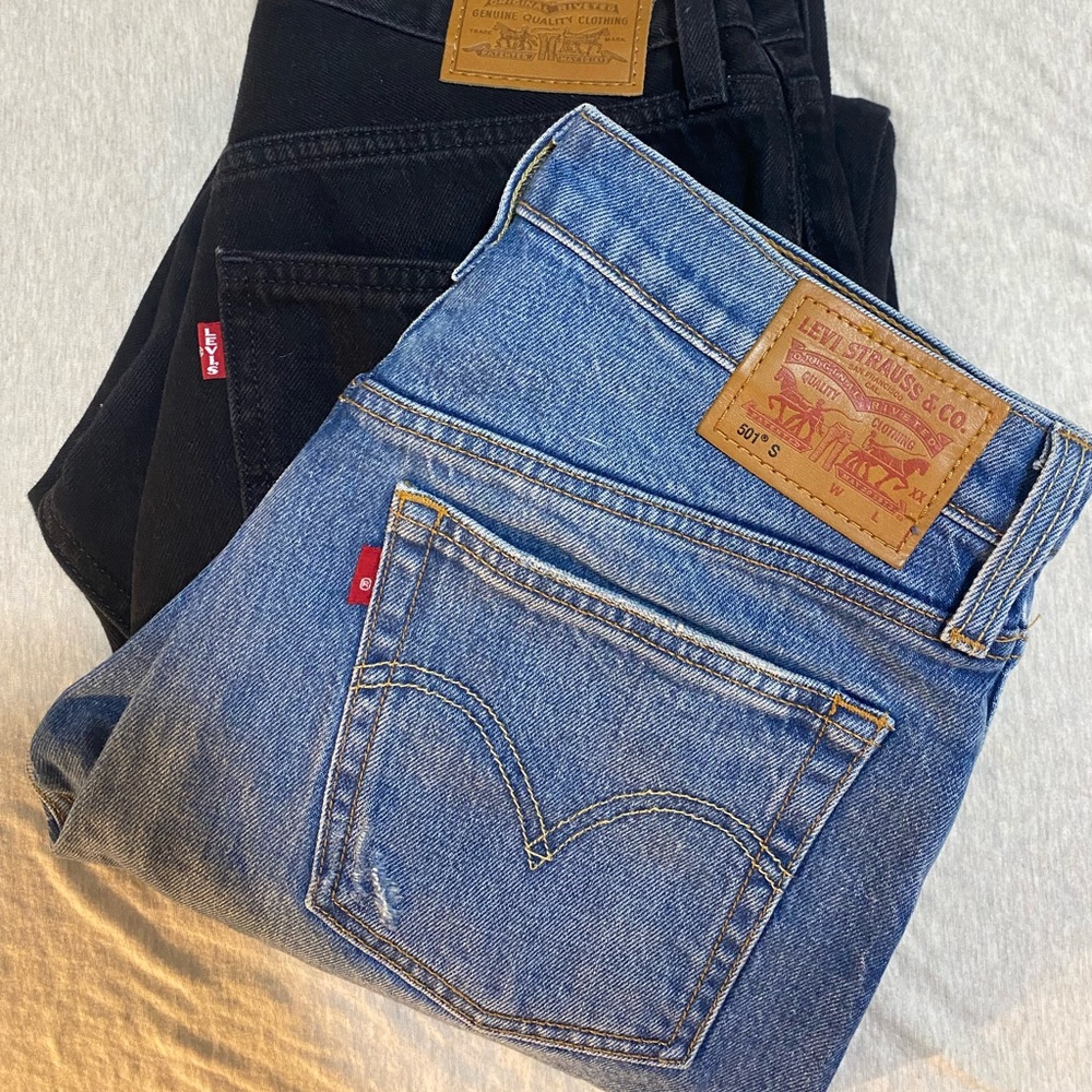 Levi straight leg jean